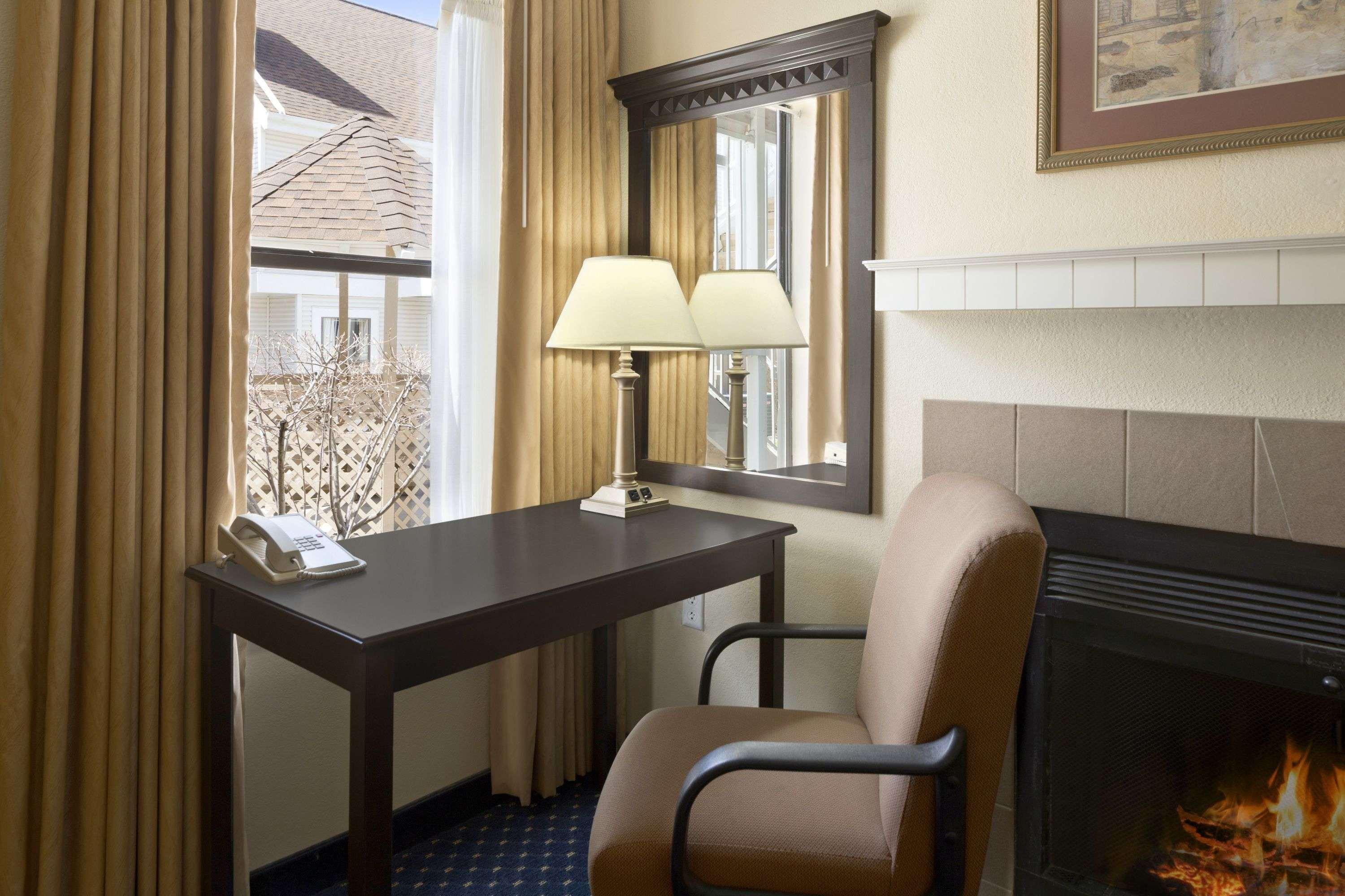Hawthorn Extended Stay By Wyndham Fort Wayne Exterior foto